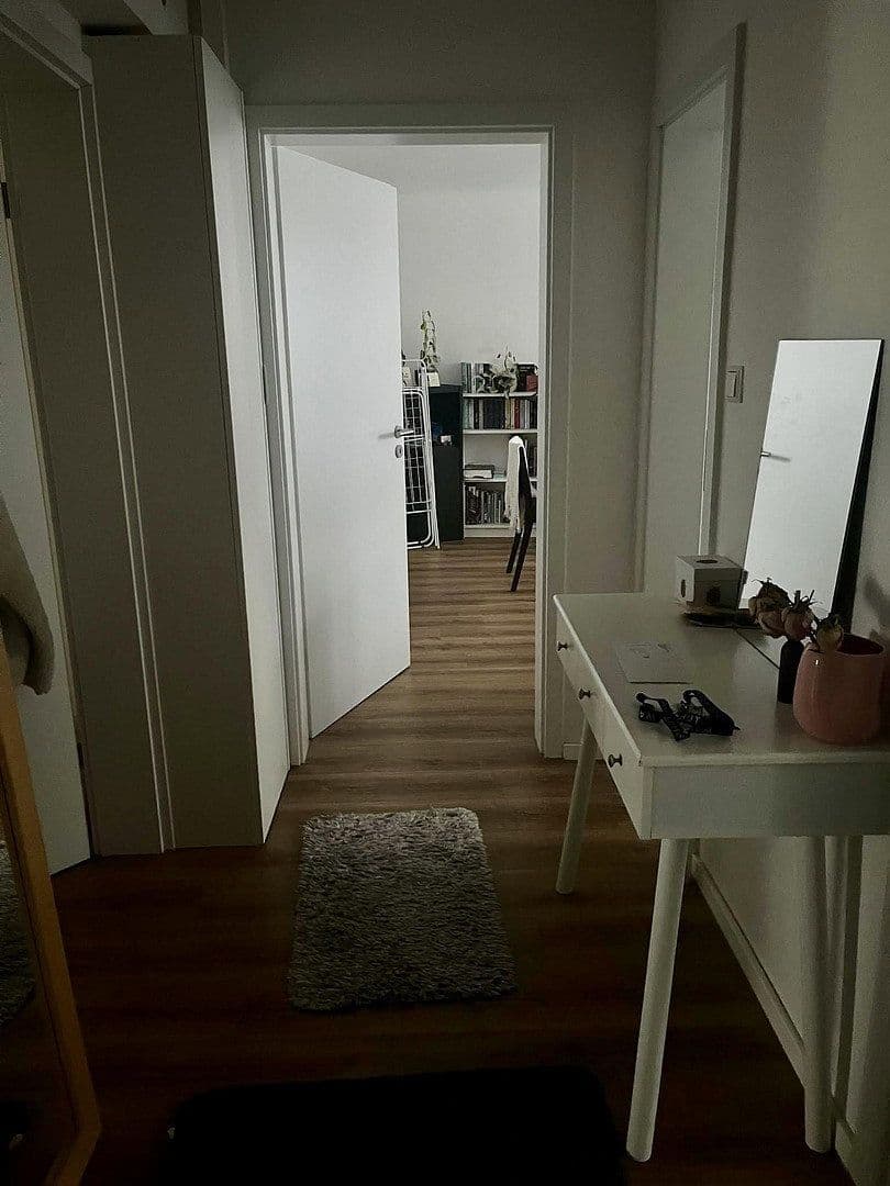 Prenájom bytu 3-izbový 72 m², Hahnstr 17, Stuttgart, Bádensko-Wurttembersko Prenájom bytu 3-izbový 72 m², Hahnstr 17, Stuttgart, Bádensko-Wurttembersko