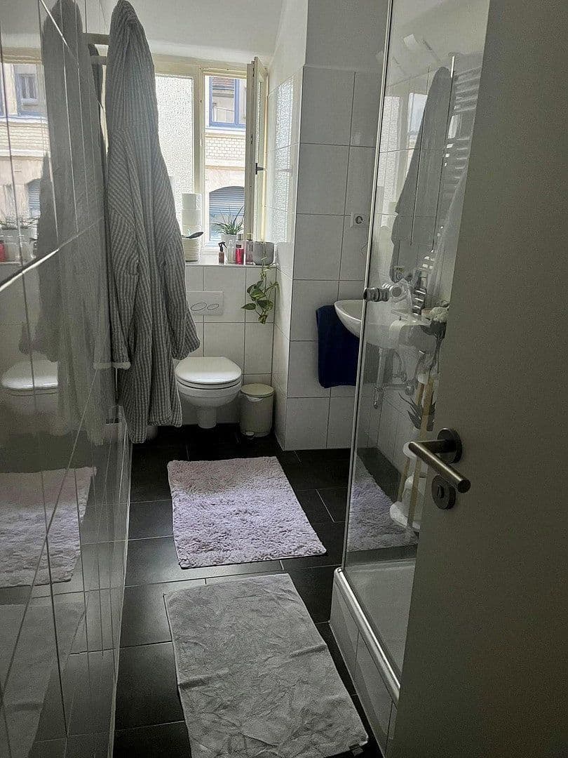 Prenájom bytu 3-izbový 72 m², Hahnstr 17, Stuttgart, Bádensko-Wurttembersko Prenájom bytu 3-izbový 72 m², Hahnstr 17, Stuttgart, Bádensko-Wurttembersko