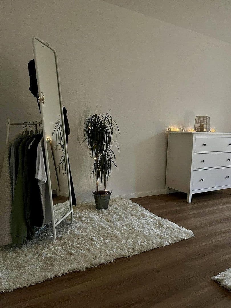 Prenájom bytu 3-izbový 72 m², Hahnstr 17, Stuttgart, Bádensko-Wurttembersko Prenájom bytu 3-izbový 72 m², Hahnstr 17, Stuttgart, Bádensko-Wurttembersko