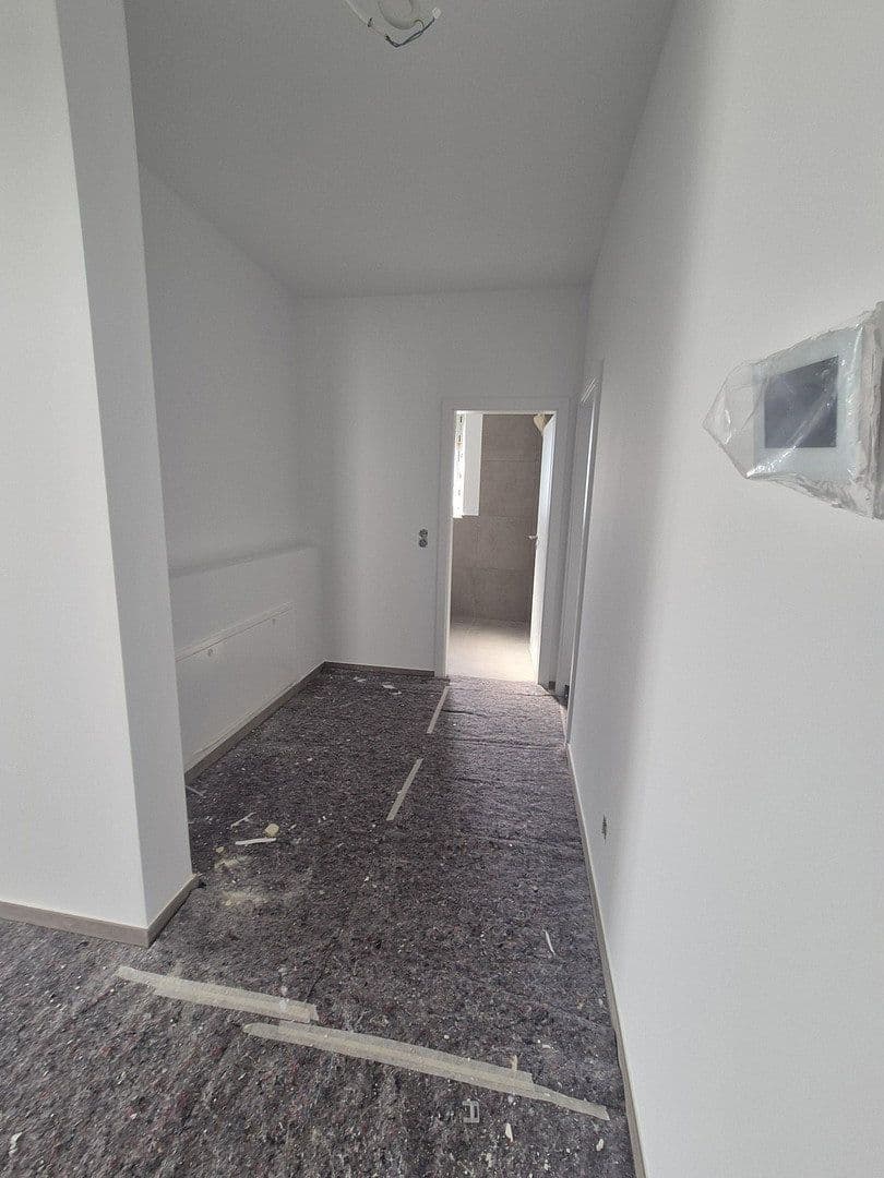 Prenájom bytu 4-izbový 110 m², Euskirchen, Severné Porýnie - Westfálsko Prenájom bytu 4-izbový 110 m², Euskirchen, Severné Porýnie - Westfálsko