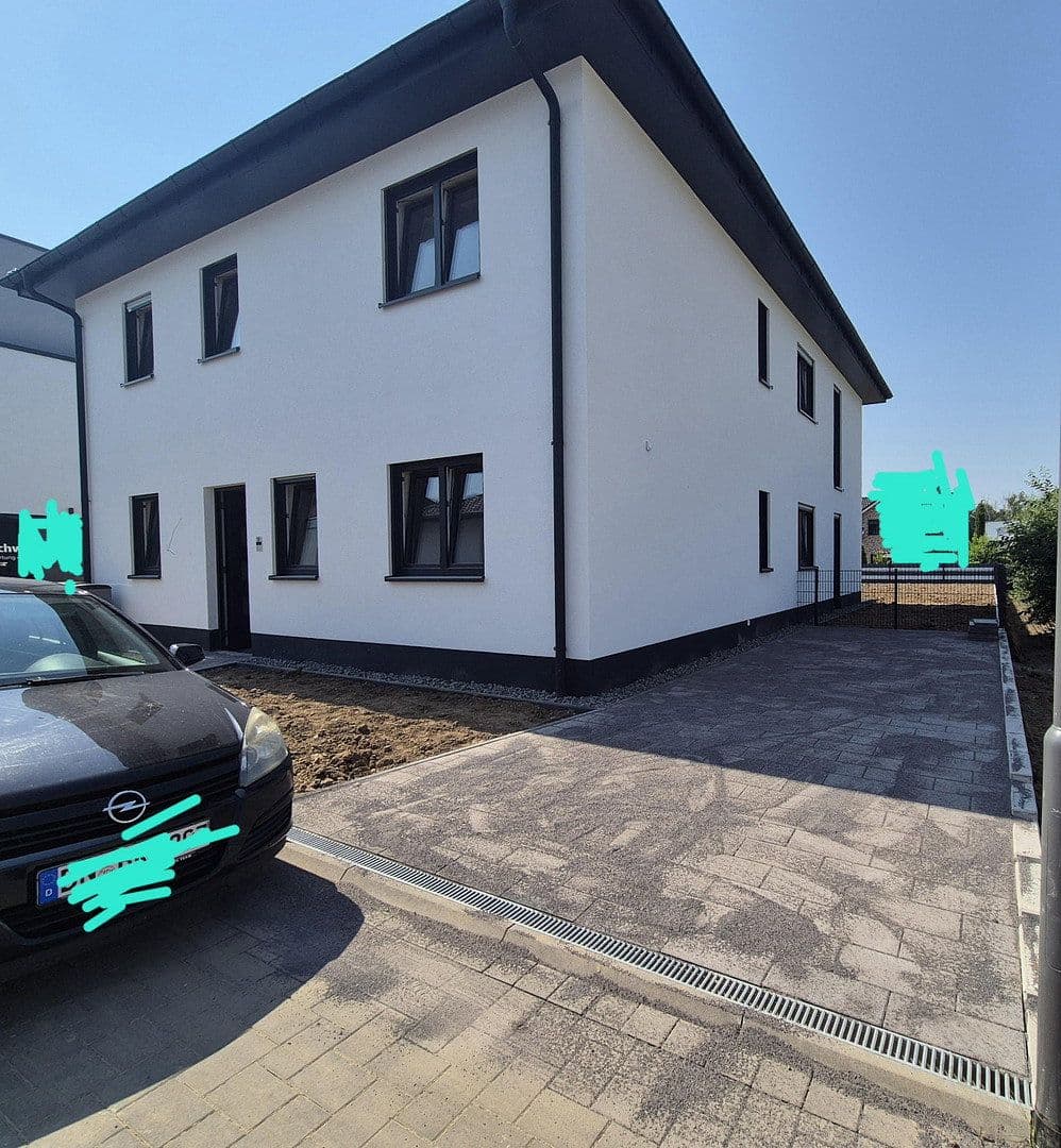 Prenájom bytu 4-izbový 110 m², Euskirchen, Severné Porýnie - Westfálsko Prenájom bytu 4-izbový 110 m², Euskirchen, Severné Porýnie - Westfálsko