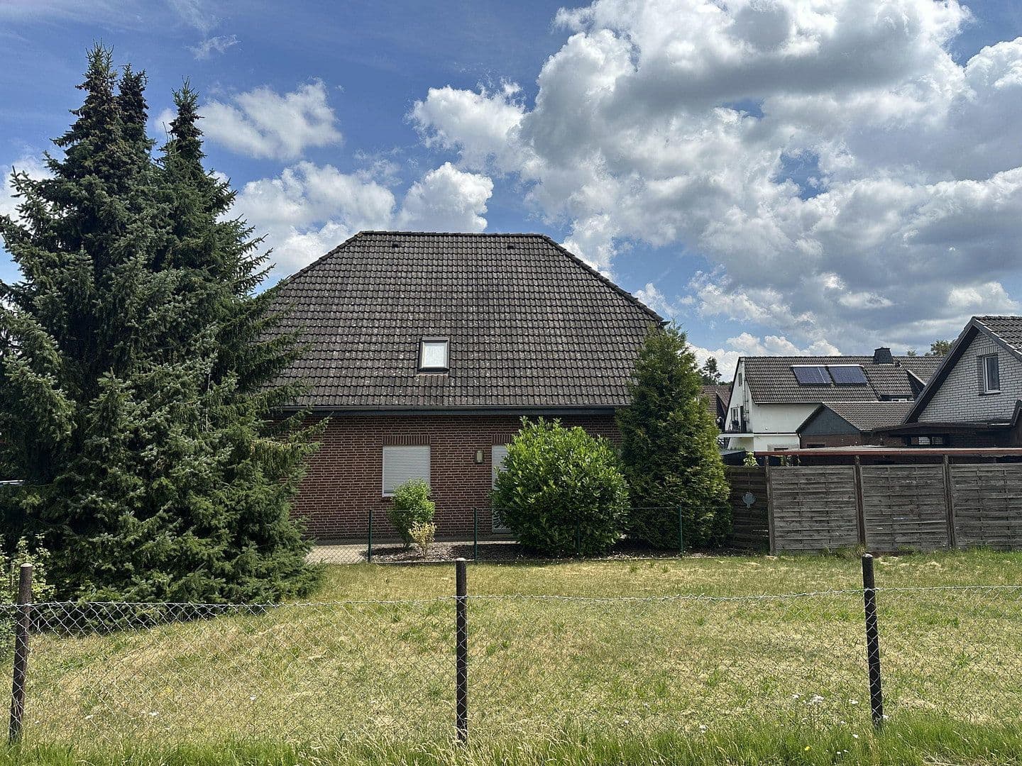 Predaj domu 145 m², pozemok 650 m², Winsen (Aller), Dolné Sasko Predaj domu 145 m², pozemok 650 m², Winsen (Aller), Dolné Sasko