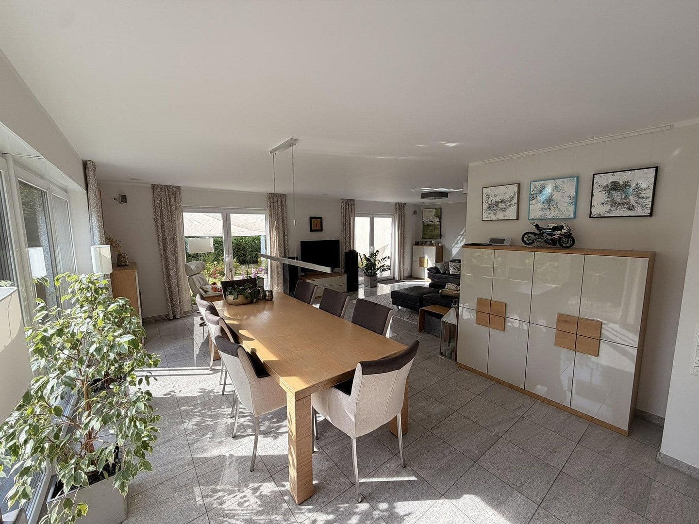 Prenájom bytu 4-izbový 162 m², Am Gehöft 5, Grevenbroich, Severné Porýnie - Westfálsko Prenájom bytu 4-izbový 162 m², Am Gehöft 5, Grevenbroich, Severné Porýnie - Westfálsko