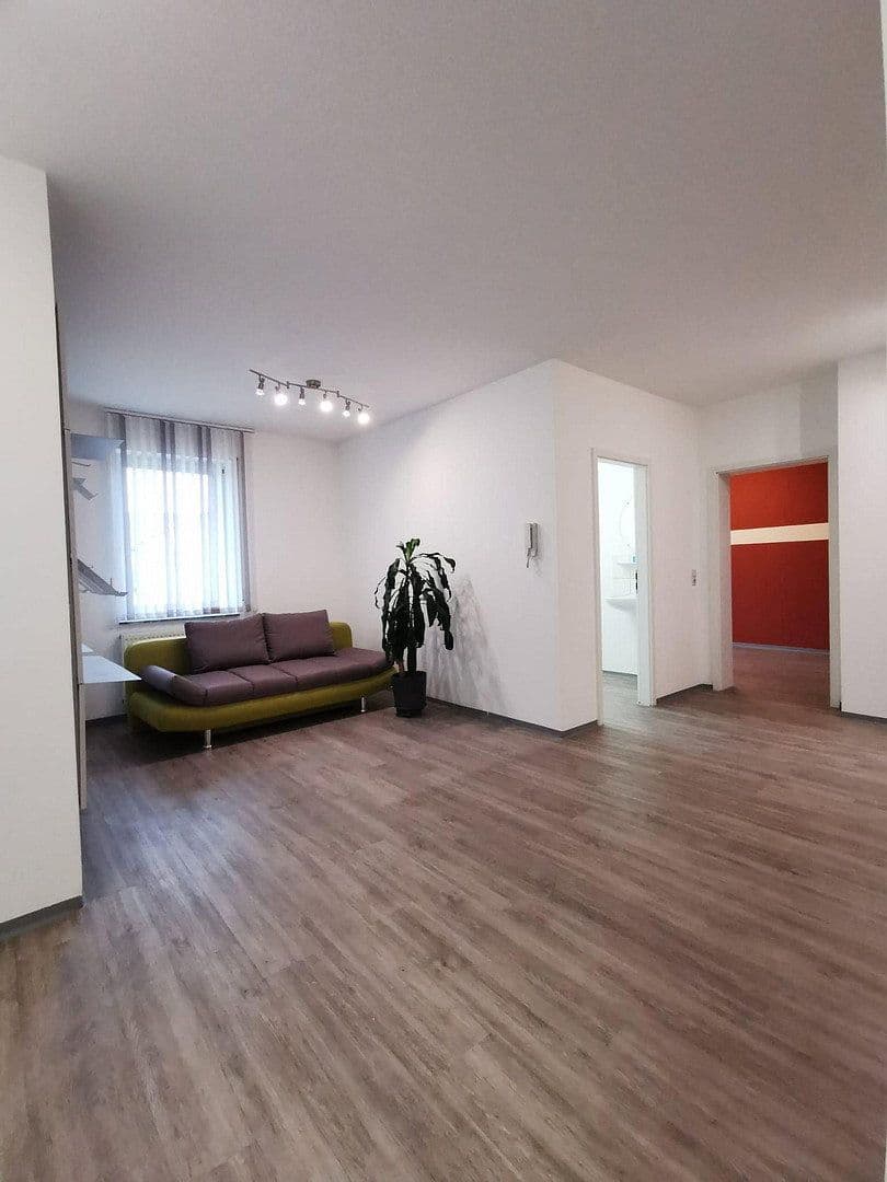 Predaj kancelárie 114 m², Hauptstraße 24, St. Georgen im Schwarzwald, Bádensko-Wurttembersko Predaj kancelárie 114 m², Hauptstraße 24, St. Georgen im Schwarzwald, Bádensko-Wurttembersko