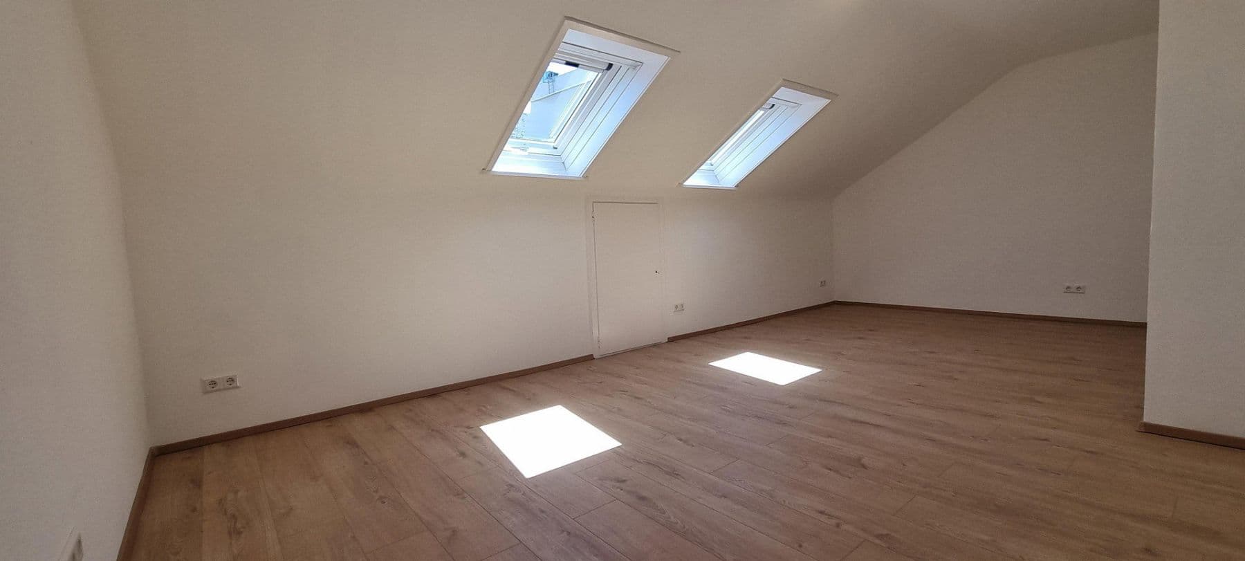 Prenájom bytu 1-izbový 36 m², Breitscheidstraße 93 A, Stuttgart, Bádensko-Wurttembersko Prenájom bytu 1-izbový 36 m², Breitscheidstraße 93 A, Stuttgart, Bádensko-Wurttembersko