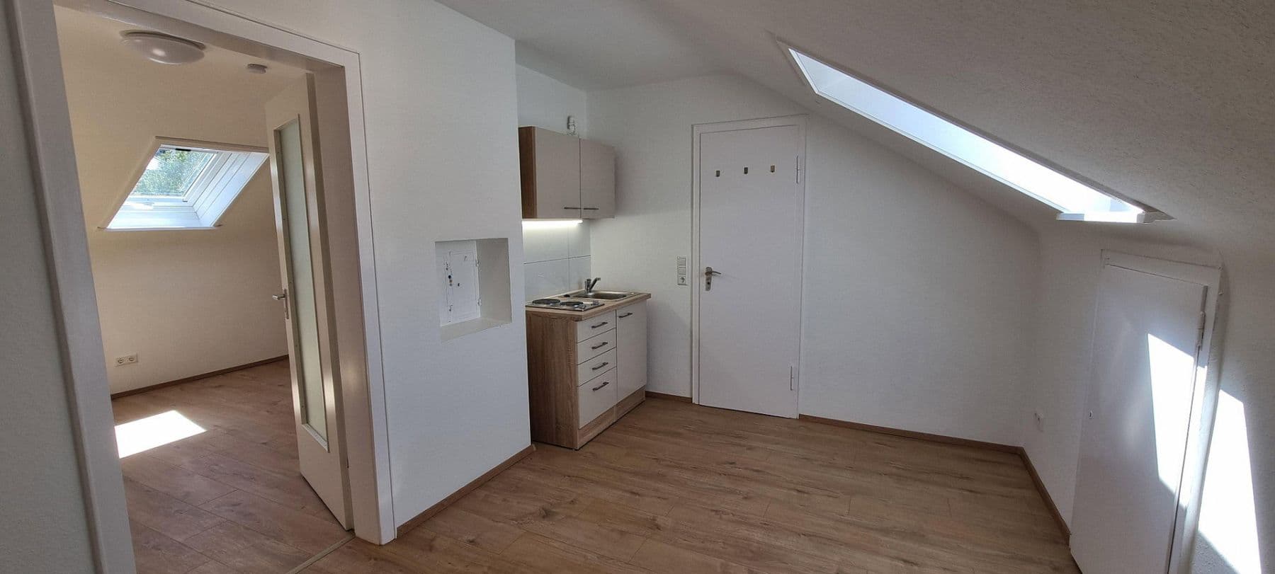 Prenájom bytu 1-izbový 36 m², Breitscheidstraße 93 A, Stuttgart, Bádensko-Wurttembersko Prenájom bytu 1-izbový 36 m², Breitscheidstraße 93 A, Stuttgart, Bádensko-Wurttembersko