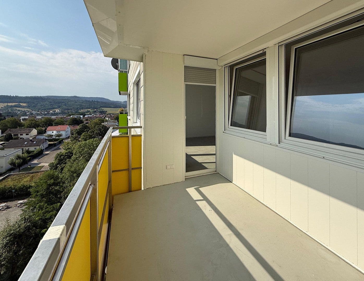 Prenájom bytu 3-izbový 85 m², Schwäbisch Gmünd, Bádensko-Wurttembersko Prenájom bytu 3-izbový 85 m², Schwäbisch Gmünd, Bádensko-Wurttembersko