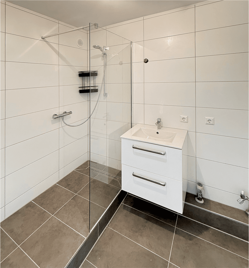 Prenájom bytu 3-izbový 85 m², Schwäbisch Gmünd, Bádensko-Wurttembersko Prenájom bytu 3-izbový 85 m², Schwäbisch Gmünd, Bádensko-Wurttembersko