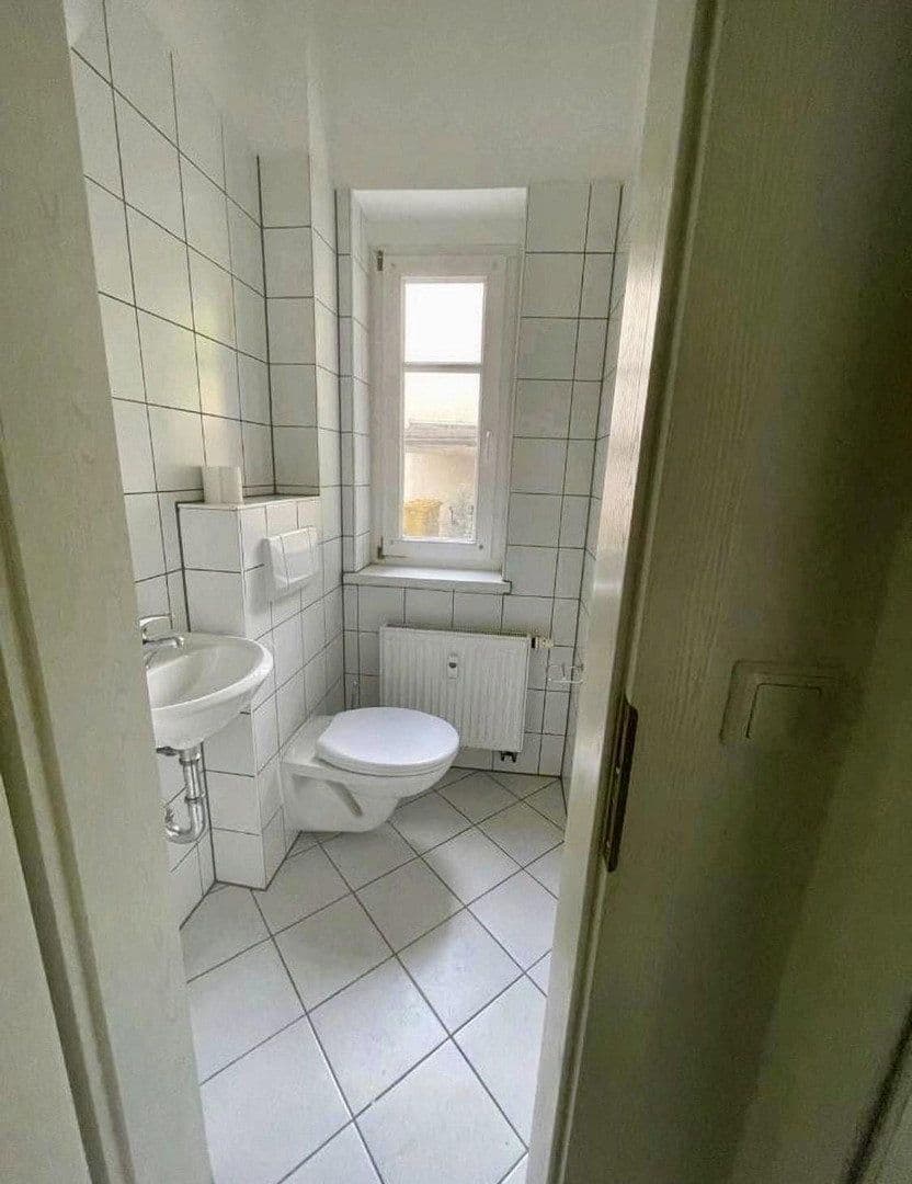 Predaj bytu 4-izbový 110 m², Sophienstraße 24, Jena, Durínsko Predaj bytu 4-izbový 110 m², Sophienstraße 24, Jena, Durínsko
