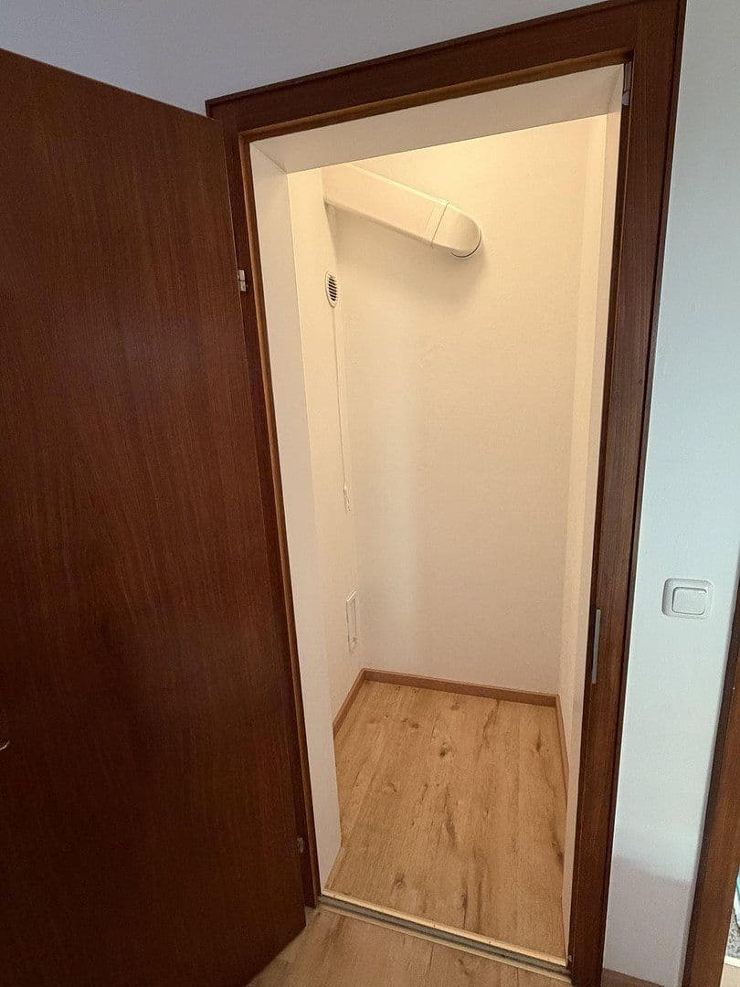 Prenájom bytu 3-izbový 80 m², Stegerwaldstr. 4, Burghausen, Bavorsko Prenájom bytu 3-izbový 80 m², Stegerwaldstr. 4, Burghausen, Bavorsko