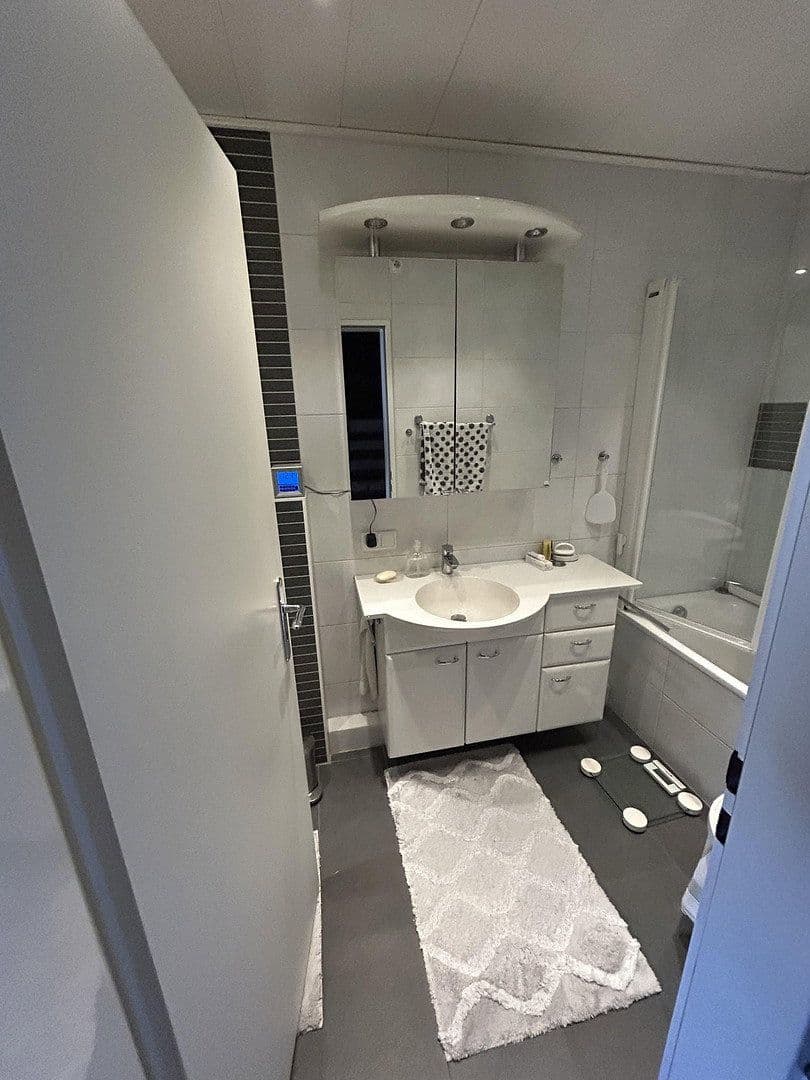 Predaj domu 150 m², pozemok 230 m², Bremen, Brémy Predaj domu 150 m², pozemok 230 m², Bremen, Brémy