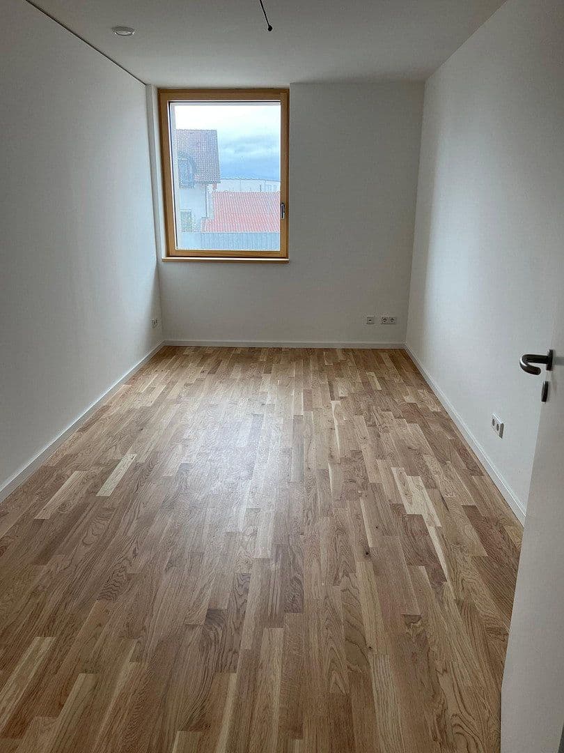 Prenájom bytu 4-izbový 114 m², Brandhof 17, Schallstadt, Bádensko-Wurttembersko Prenájom bytu 4-izbový 114 m², Brandhof 17, Schallstadt, Bádensko-Wurttembersko