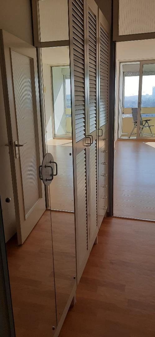 Prenájom bytu 1-izbový 26 m², München, Bavorsko Prenájom bytu 1-izbový 26 m², München, Bavorsko