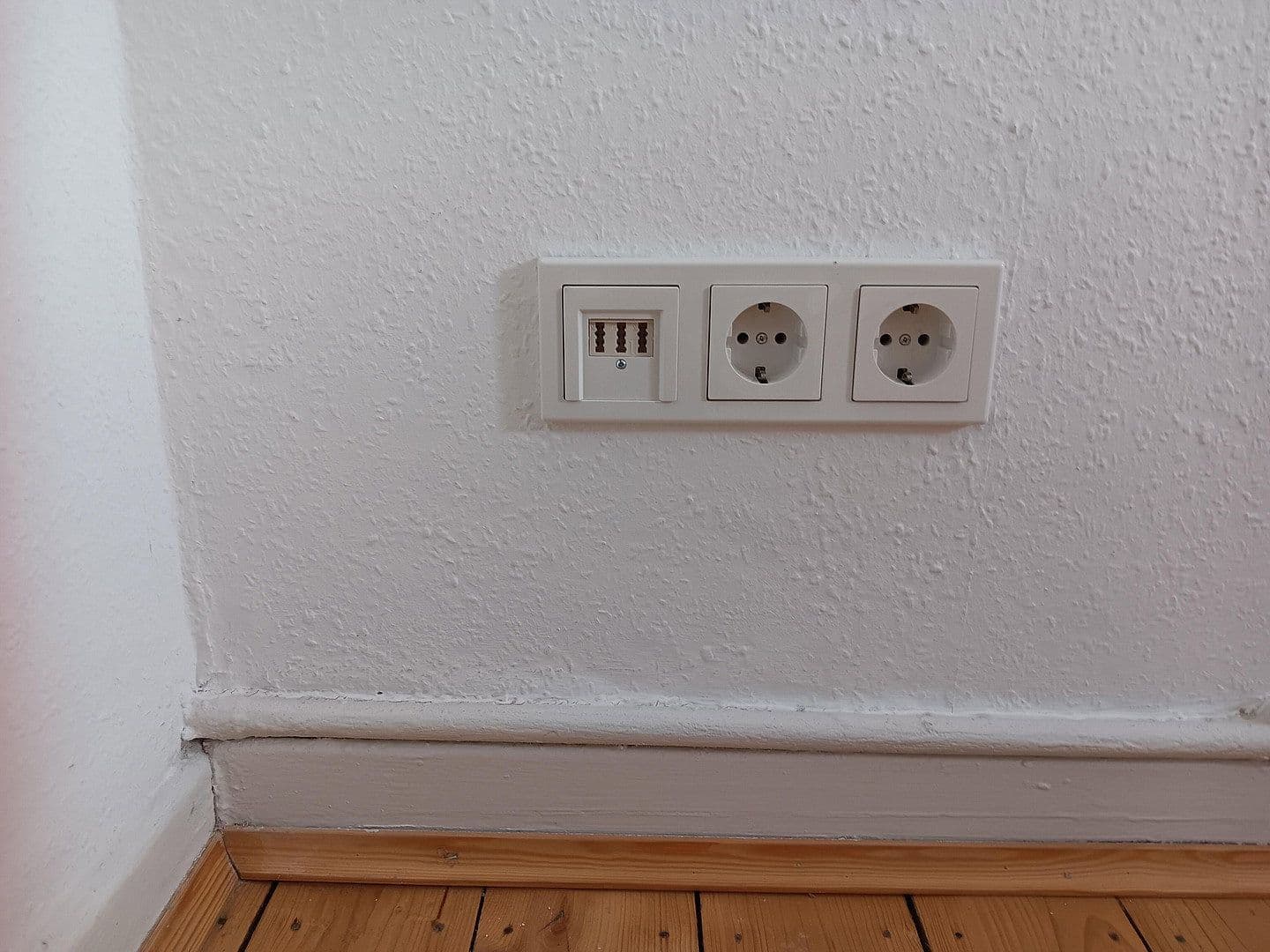 Predaj domu 171 m², pozemok 580 m², Worms, Porýnie-Falcko Predaj domu 171 m², pozemok 580 m², Worms, Porýnie-Falcko