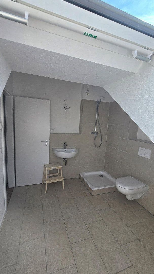 Prenájom domu 125 m², pozemok 140 m², Herbolzheimer Straße 26a, Herbolzheim, Bádensko-Wurttembersko Prenájom domu 125 m², pozemok 140 m², Herbolzheimer Straße 26a, Herbolzheim, Bádensko-Wurttembersko