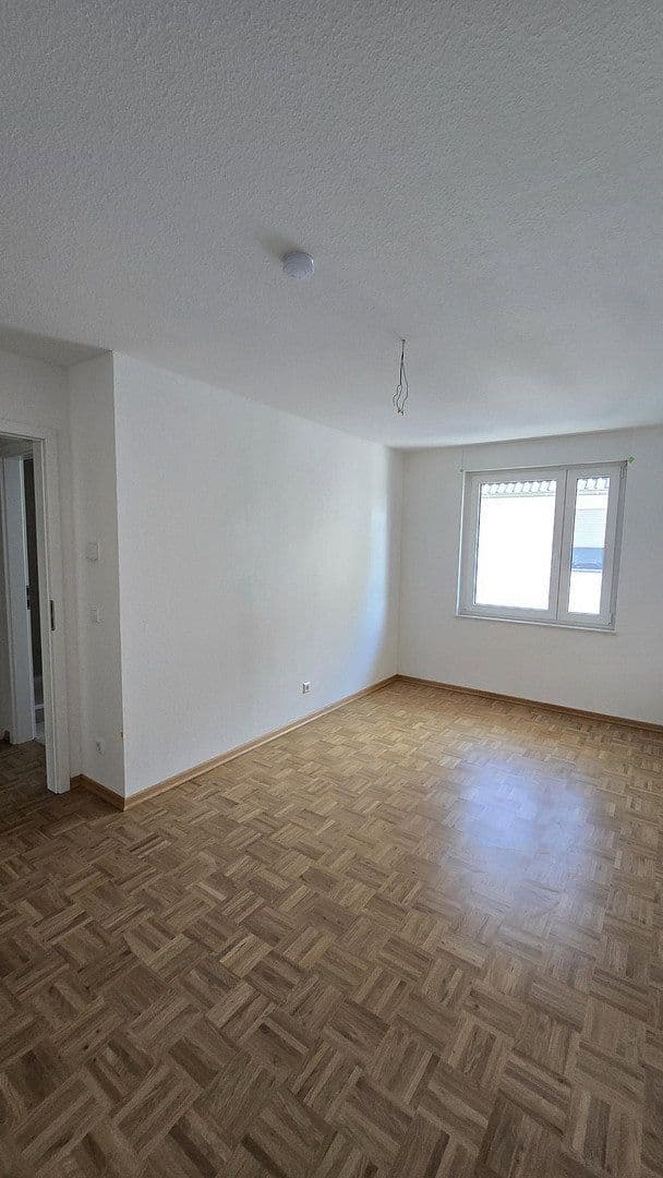 Prenájom domu 125 m², pozemok 140 m², Herbolzheimer Straße 26a, Herbolzheim, Bádensko-Wurttembersko Prenájom domu 125 m², pozemok 140 m², Herbolzheimer Straße 26a, Herbolzheim, Bádensko-Wurttembersko