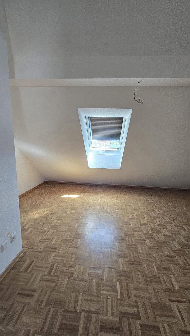 Prenájom domu 125 m², pozemok 140 m², Herbolzheimer Straße 26a, Herbolzheim, Bádensko-Wurttembersko Prenájom domu 125 m², pozemok 140 m², Herbolzheimer Straße 26a, Herbolzheim, Bádensko-Wurttembersko