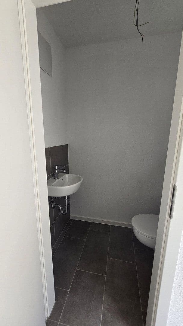Prenájom domu 125 m², pozemok 140 m², Herbolzheimer Straße 26a, Herbolzheim, Bádensko-Wurttembersko Prenájom domu 125 m², pozemok 140 m², Herbolzheimer Straße 26a, Herbolzheim, Bádensko-Wurttembersko