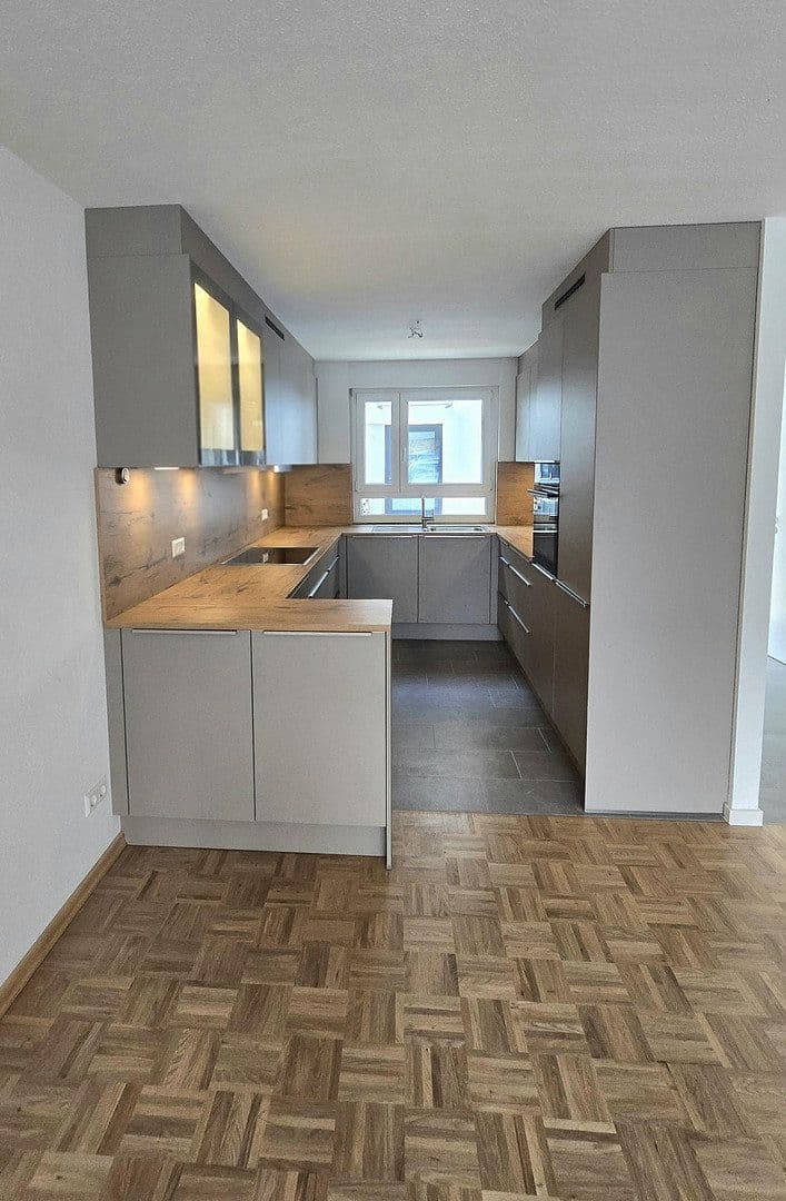 Prenájom domu 125 m², pozemok 140 m², Herbolzheimer Straße 26a, Herbolzheim, Bádensko-Wurttembersko Prenájom domu 125 m², pozemok 140 m², Herbolzheimer Straße 26a, Herbolzheim, Bádensko-Wurttembersko