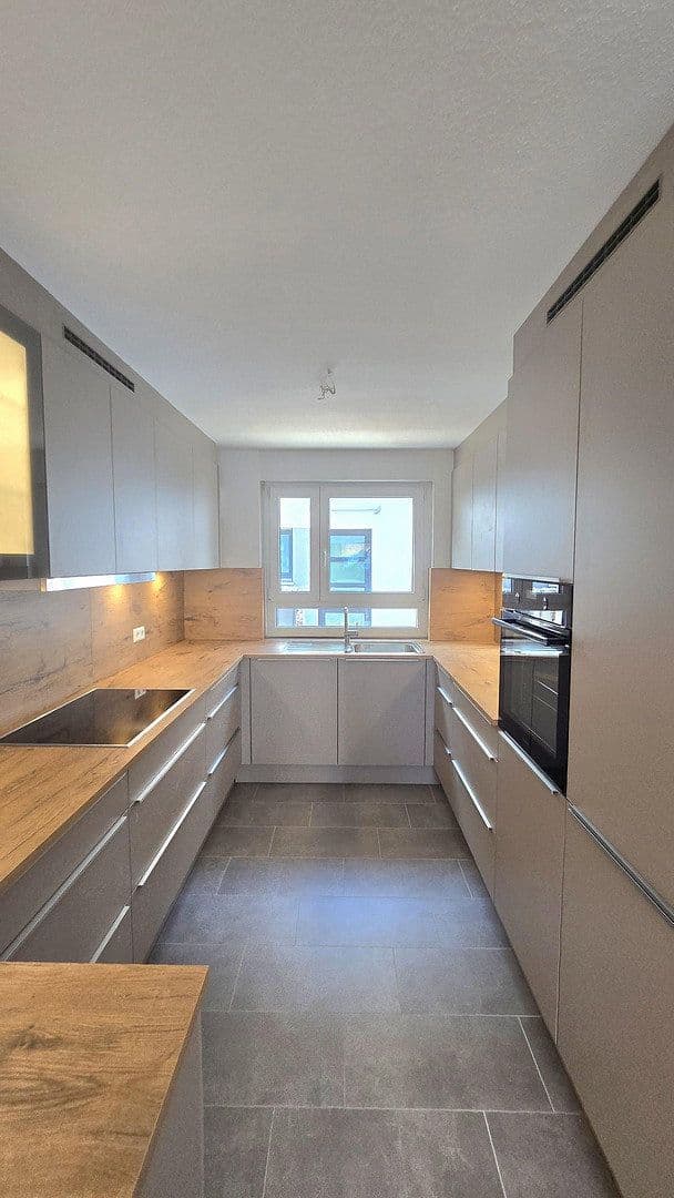 Prenájom domu 125 m², pozemok 140 m², Herbolzheimer Straße 26a, Herbolzheim, Bádensko-Wurttembersko Prenájom domu 125 m², pozemok 140 m², Herbolzheimer Straße 26a, Herbolzheim, Bádensko-Wurttembersko
