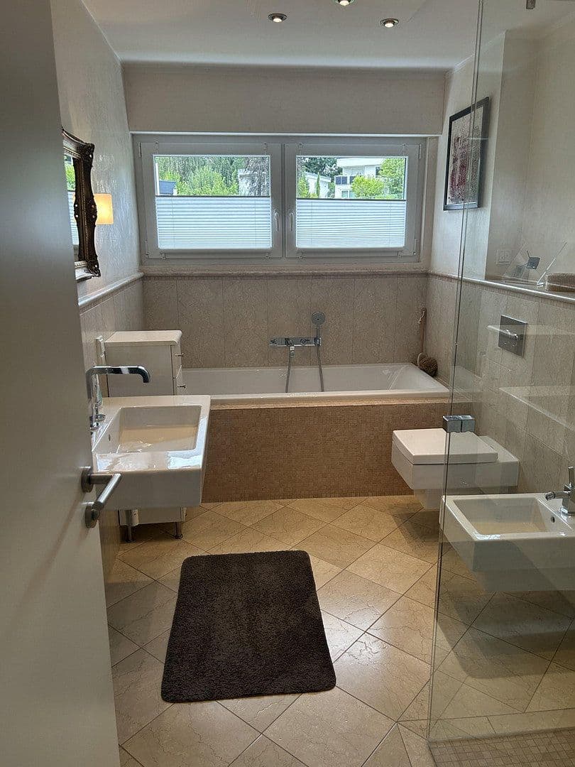 Predaj bytu 4-izbový 130 m², Dortmund, Severné Porýnie - Westfálsko Predaj bytu 4-izbový 130 m², Dortmund, Severné Porýnie - Westfálsko