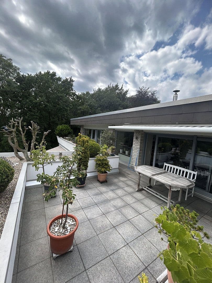 Predaj bytu 4-izbový 130 m², Dortmund, Severné Porýnie - Westfálsko Predaj bytu 4-izbový 130 m², Dortmund, Severné Porýnie - Westfálsko