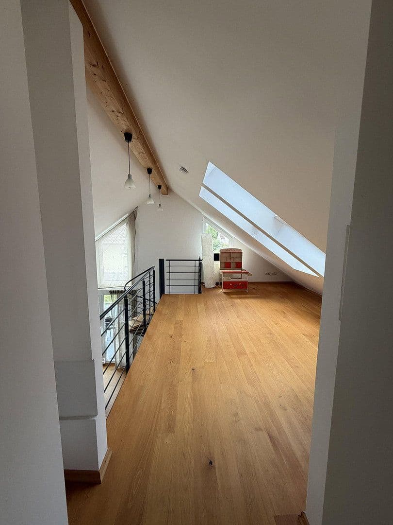 Predaj domu 155 m², pozemok 461 m², Gingen an der Fils, Bádensko-Wurttembersko Predaj domu 155 m², pozemok 461 m², Gingen an der Fils, Bádensko-Wurttembersko