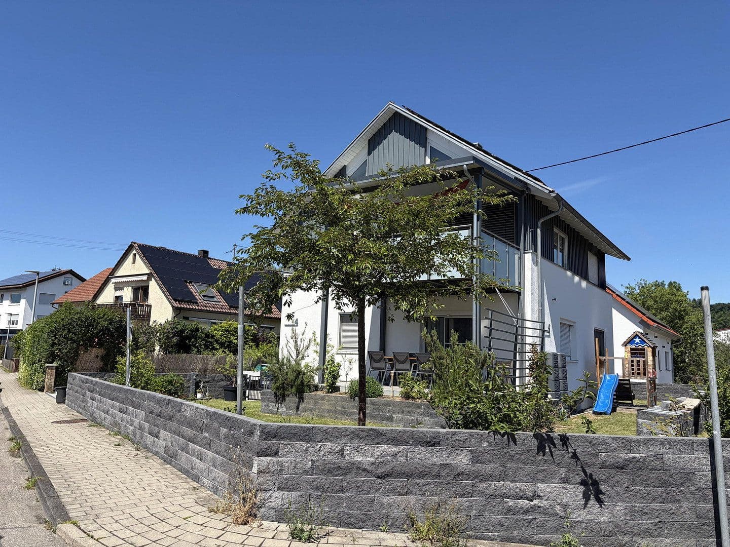 Predaj domu 155 m², pozemok 461 m², Gingen an der Fils, Bádensko-Wurttembersko Predaj domu 155 m², pozemok 461 m², Gingen an der Fils, Bádensko-Wurttembersko