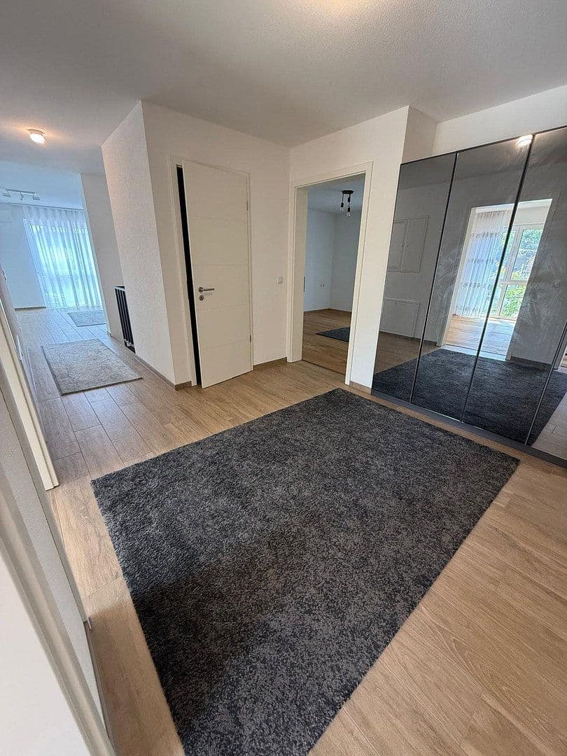 Predaj bytu 6-izbový 172 m², Hilzingen, Bádensko-Wurttembersko Predaj bytu 6-izbový 172 m², Hilzingen, Bádensko-Wurttembersko