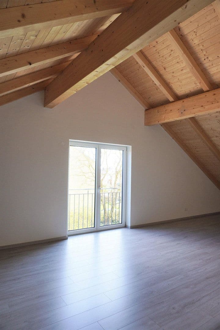 Prenájom domu 154 m², pozemok 306 m², Ampfing, Bavorsko Prenájom domu 154 m², pozemok 306 m², Ampfing, Bavorsko