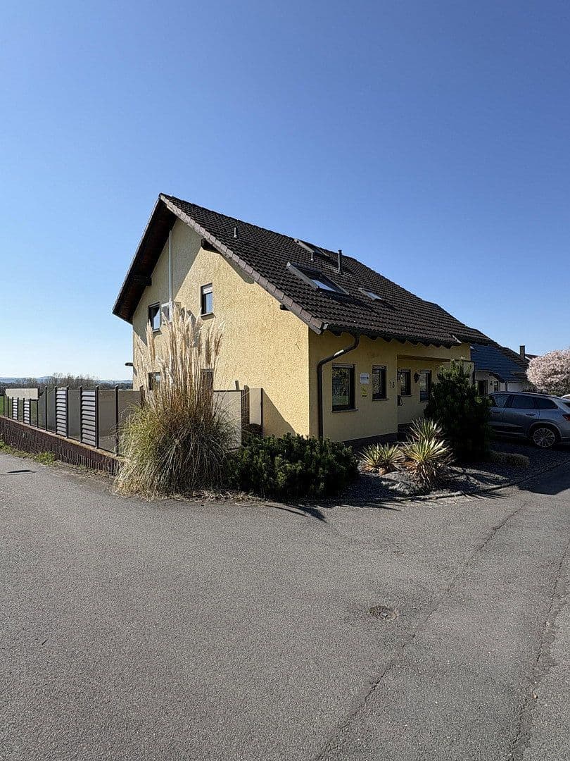 Predaj domu 160 m², pozemok 391 m², Neuwied, Porýnie-Falcko Predaj domu 160 m², pozemok 391 m², Neuwied, Porýnie-Falcko