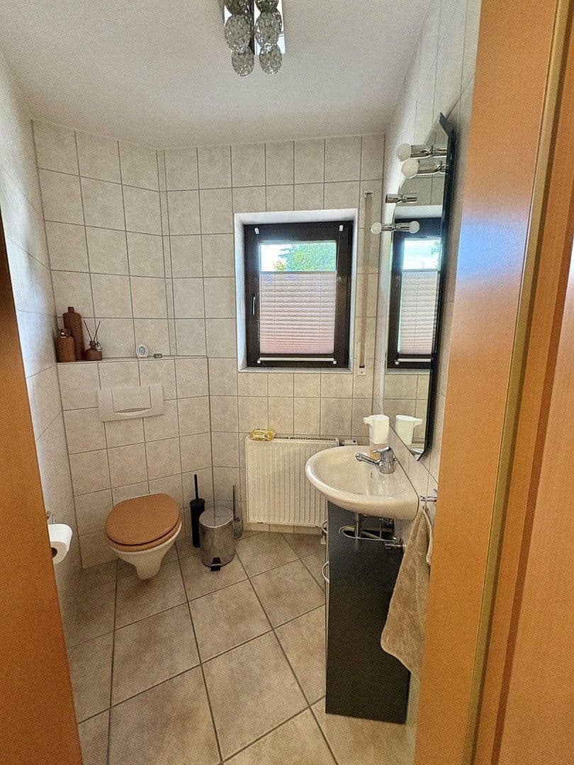 Predaj domu 160 m², pozemok 391 m², Neuwied, Porýnie-Falcko Predaj domu 160 m², pozemok 391 m², Neuwied, Porýnie-Falcko