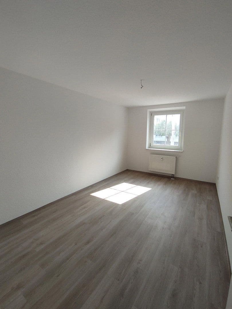 Prenájom bytu 2-izbový 67 m², Chemnitzer Straße 30b, Chemnitz, Sasko Prenájom bytu 2-izbový 67 m², Chemnitzer Straße 30b, Chemnitz, Sasko