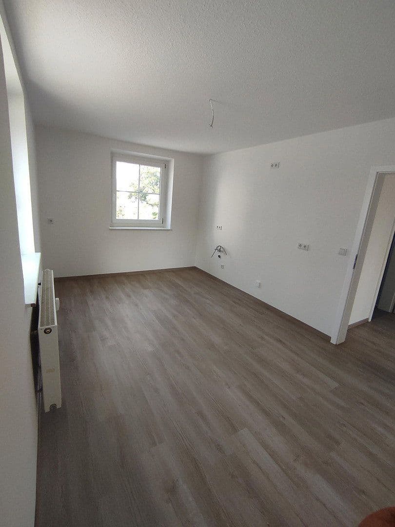 Prenájom bytu 2-izbový 67 m², Chemnitzer Straße 30b, Chemnitz, Sasko Prenájom bytu 2-izbový 67 m², Chemnitzer Straße 30b, Chemnitz, Sasko