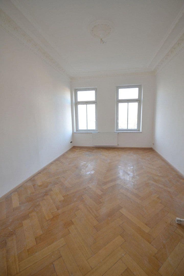 Predaj domu 1.006 m², pozemok 570 m², Pfaffendorfer Straße, Leipzig, Sasko Predaj domu 1.006 m², pozemok 570 m², Pfaffendorfer Straße, Leipzig, Sasko