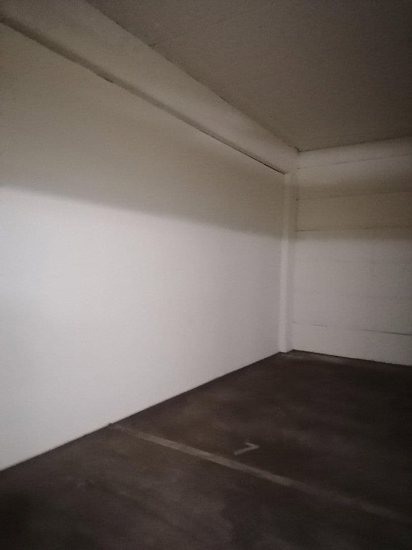 Prenájom nebytového priestoru 245 m², Großrosseln, Sársko Prenájom nebytového priestoru 245 m², Großrosseln, Sársko