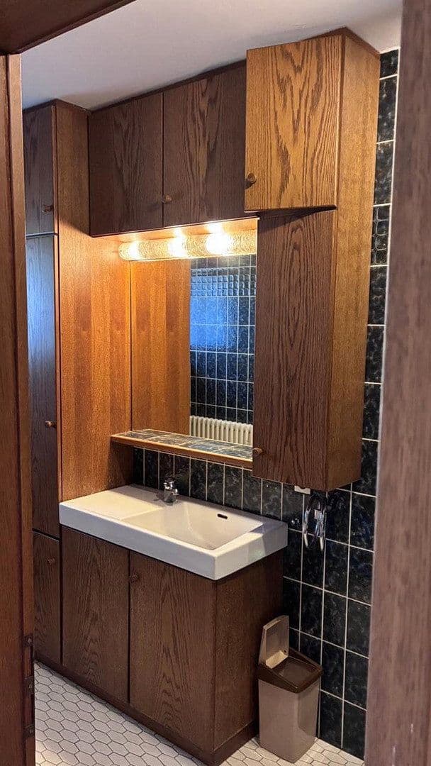 Predaj domu 298 m², pozemok 1.157 m², Zapfendorf, Bavorsko Predaj domu 298 m², pozemok 1.157 m², Zapfendorf, Bavorsko