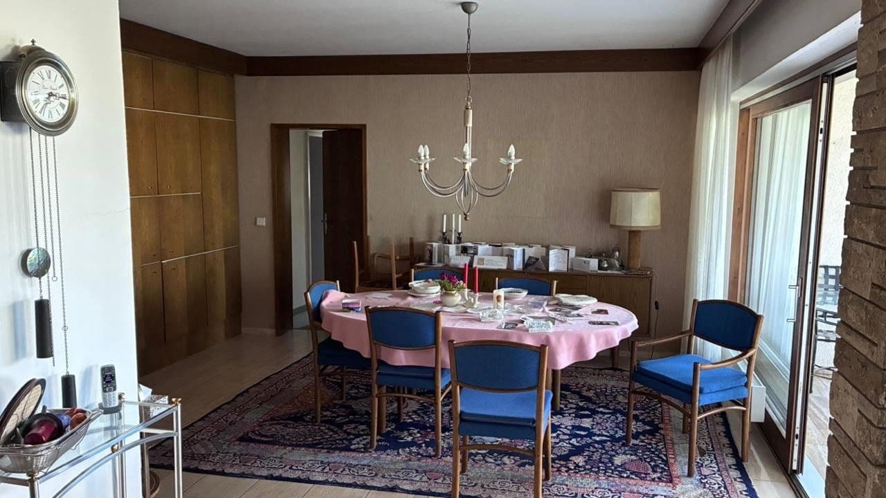 Predaj domu 298 m², pozemok 1.157 m², Zapfendorf, Bavorsko Predaj domu 298 m², pozemok 1.157 m², Zapfendorf, Bavorsko