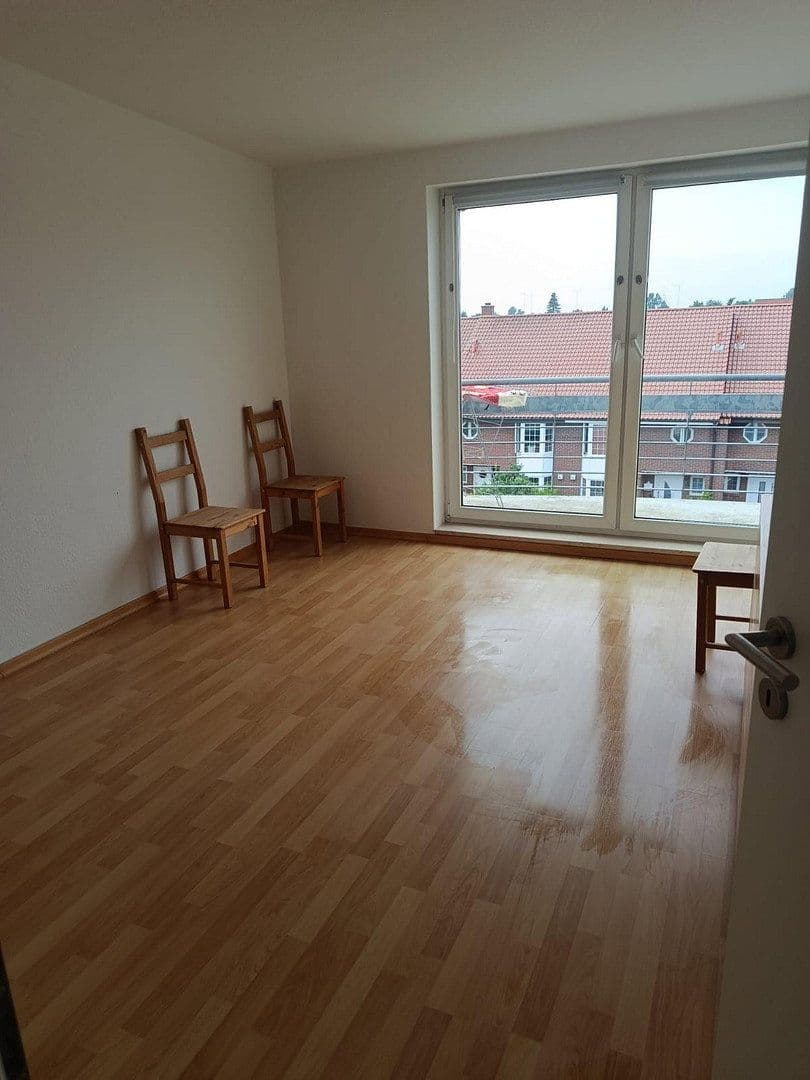 Prenájom bytu 2-izbový 53 m², Wustermark, Brandenbursko Prenájom bytu 2-izbový 53 m², Wustermark, Brandenbursko