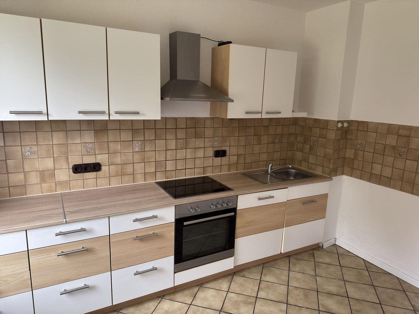 Prenájom bytu 2-izbový 88 m², Bahnhofstraße 4, Wiedensahl, Dolné Sasko Prenájom bytu 2-izbový 88 m², Bahnhofstraße 4, Wiedensahl, Dolné Sasko