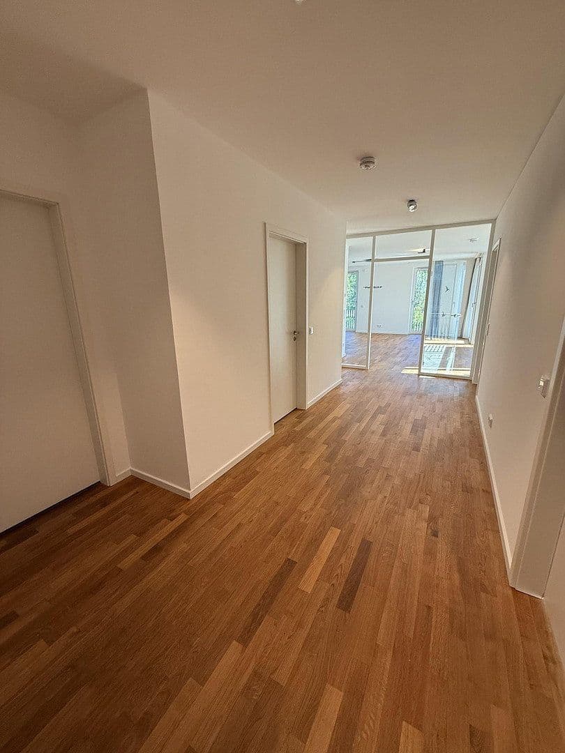 Predaj bytu 4-izbový 138 m², Hannover, Dolné Sasko Predaj bytu 4-izbový 138 m², Hannover, Dolné Sasko