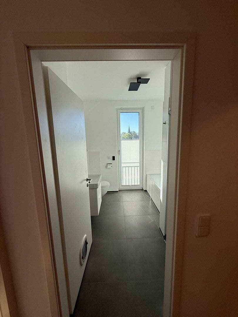 Predaj bytu 4-izbový 138 m², Hannover, Dolné Sasko Predaj bytu 4-izbový 138 m², Hannover, Dolné Sasko