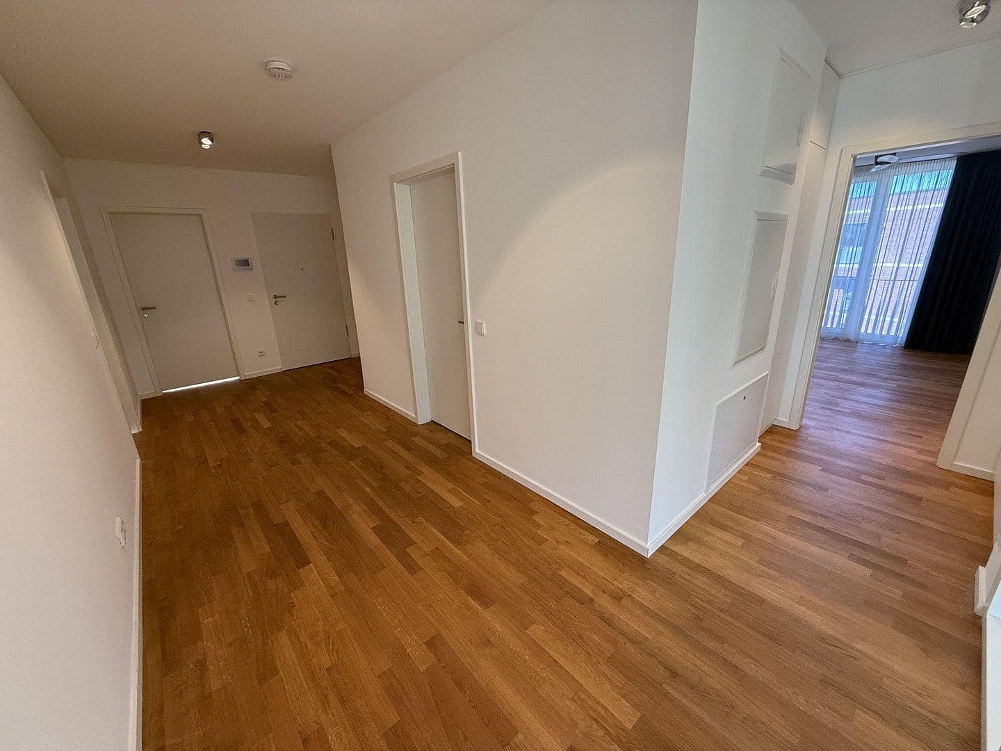 Predaj bytu 4-izbový 138 m², Hannover, Dolné Sasko Predaj bytu 4-izbový 138 m², Hannover, Dolné Sasko