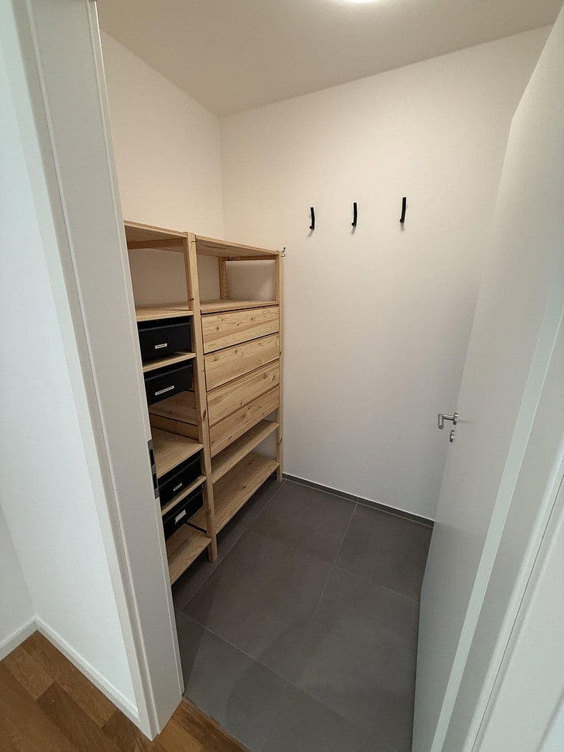 Predaj bytu 4-izbový 138 m², Hannover, Dolné Sasko Predaj bytu 4-izbový 138 m², Hannover, Dolné Sasko