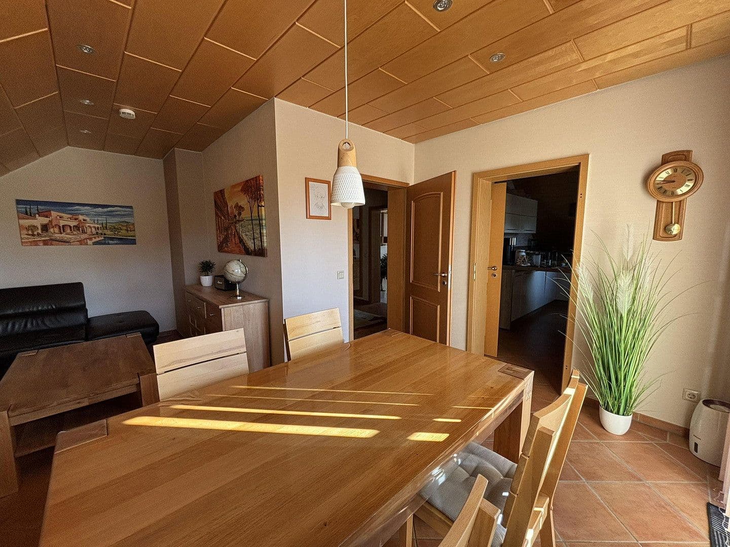 Predaj domu 235 m², pozemok 504 m², Neunkirchen-Seelscheid, Severné Porýnie - Westfálsko Predaj domu 235 m², pozemok 504 m², Neunkirchen-Seelscheid, Severné Porýnie - Westfálsko