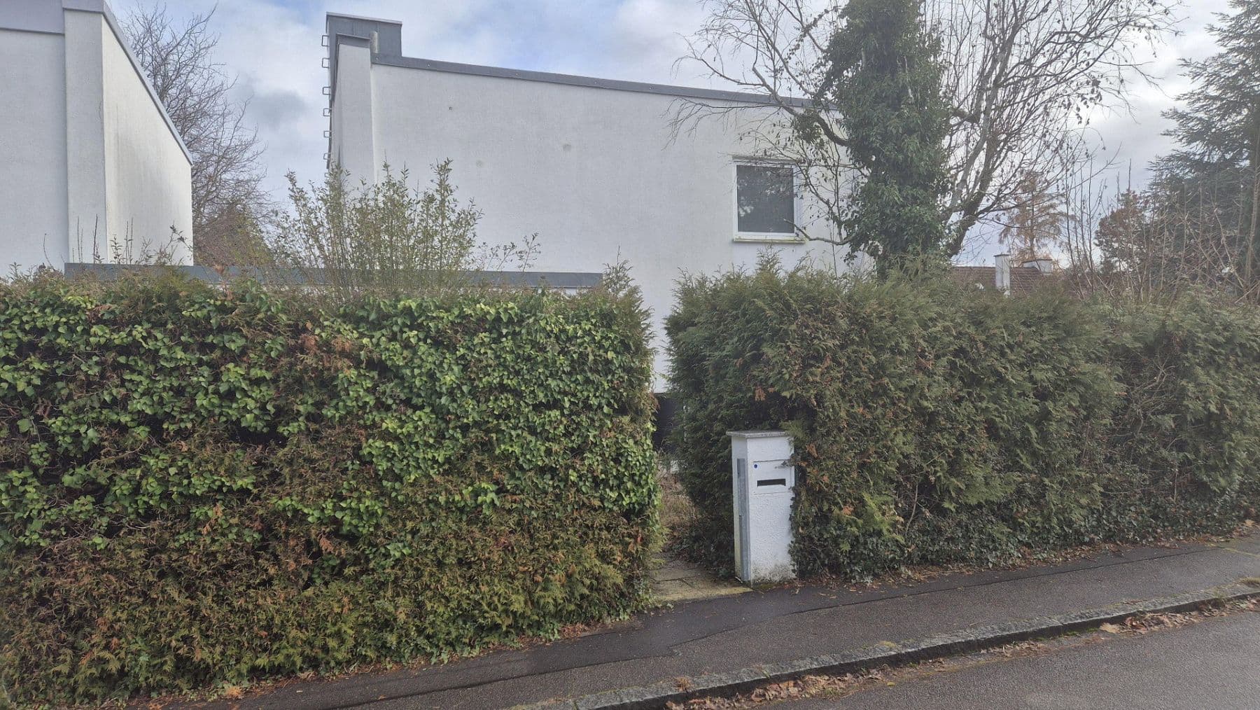 Predaj domu 120 m², pozemok 404 m², München, Bavorsko Predaj domu 120 m², pozemok 404 m², München, Bavorsko