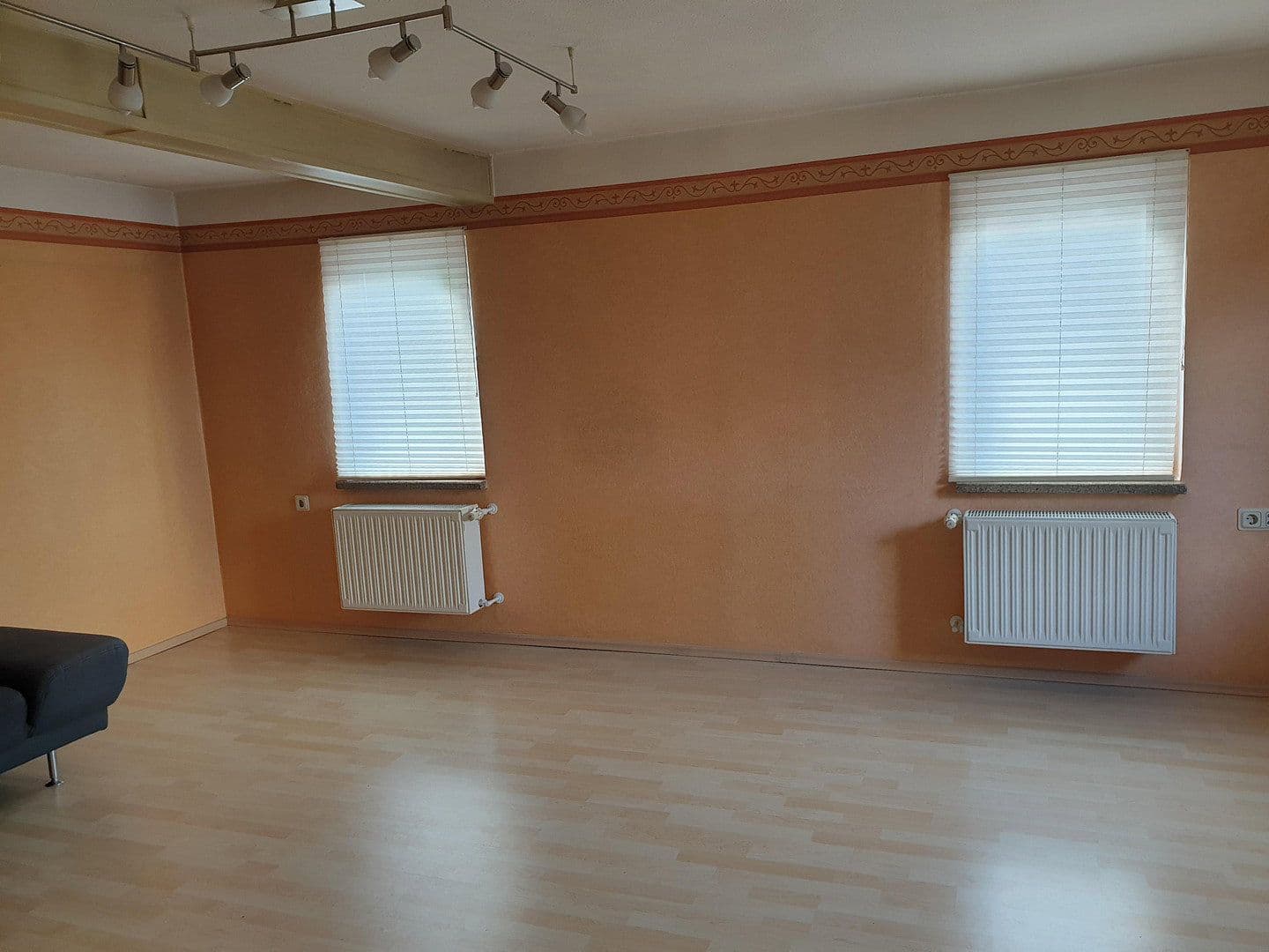 Predaj domu 139 m², pozemok 424 m², Geisa, Durínsko Predaj domu 139 m², pozemok 424 m², Geisa, Durínsko