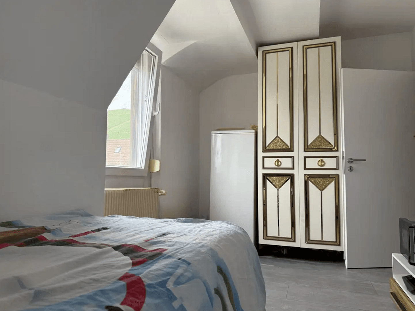 Prenájom bytu 3-izbový 66 m², Halbergstr. 18, Esslingen am Neckar, Bádensko-Wurttembersko Prenájom bytu 3-izbový 66 m², Halbergstr. 18, Esslingen am Neckar, Bádensko-Wurttembersko
