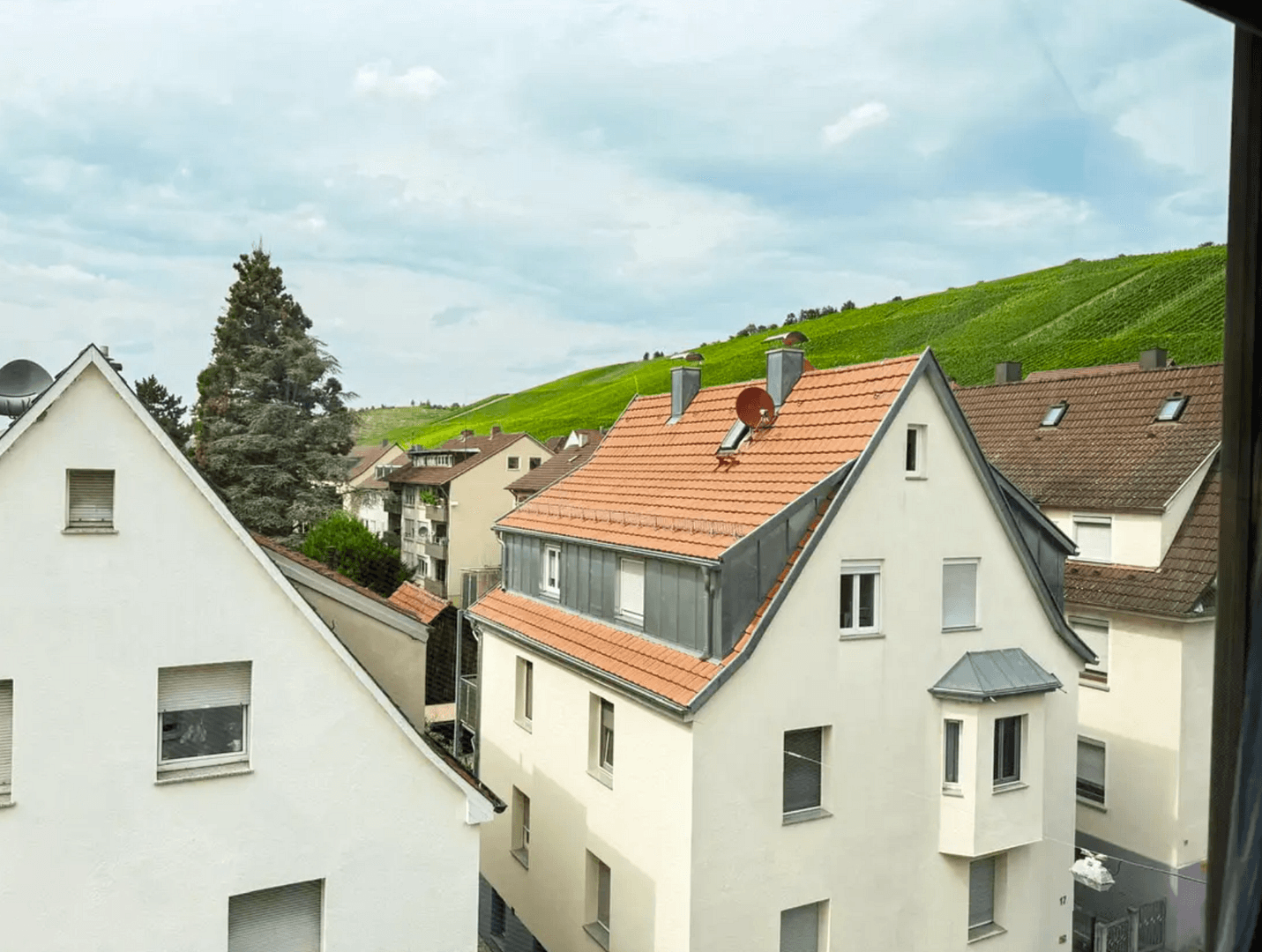 Prenájom bytu 3-izbový 66 m², Halbergstr. 18, Esslingen am Neckar, Bádensko-Wurttembersko Prenájom bytu 3-izbový 66 m², Halbergstr. 18, Esslingen am Neckar, Bádensko-Wurttembersko