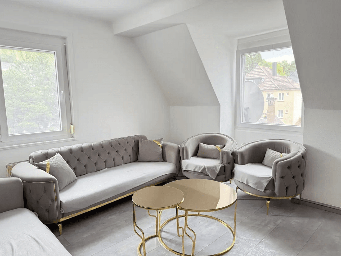 Prenájom bytu 3-izbový 66 m², Halbergstr. 18, Esslingen am Neckar, Bádensko-Wurttembersko Prenájom bytu 3-izbový 66 m², Halbergstr. 18, Esslingen am Neckar, Bádensko-Wurttembersko